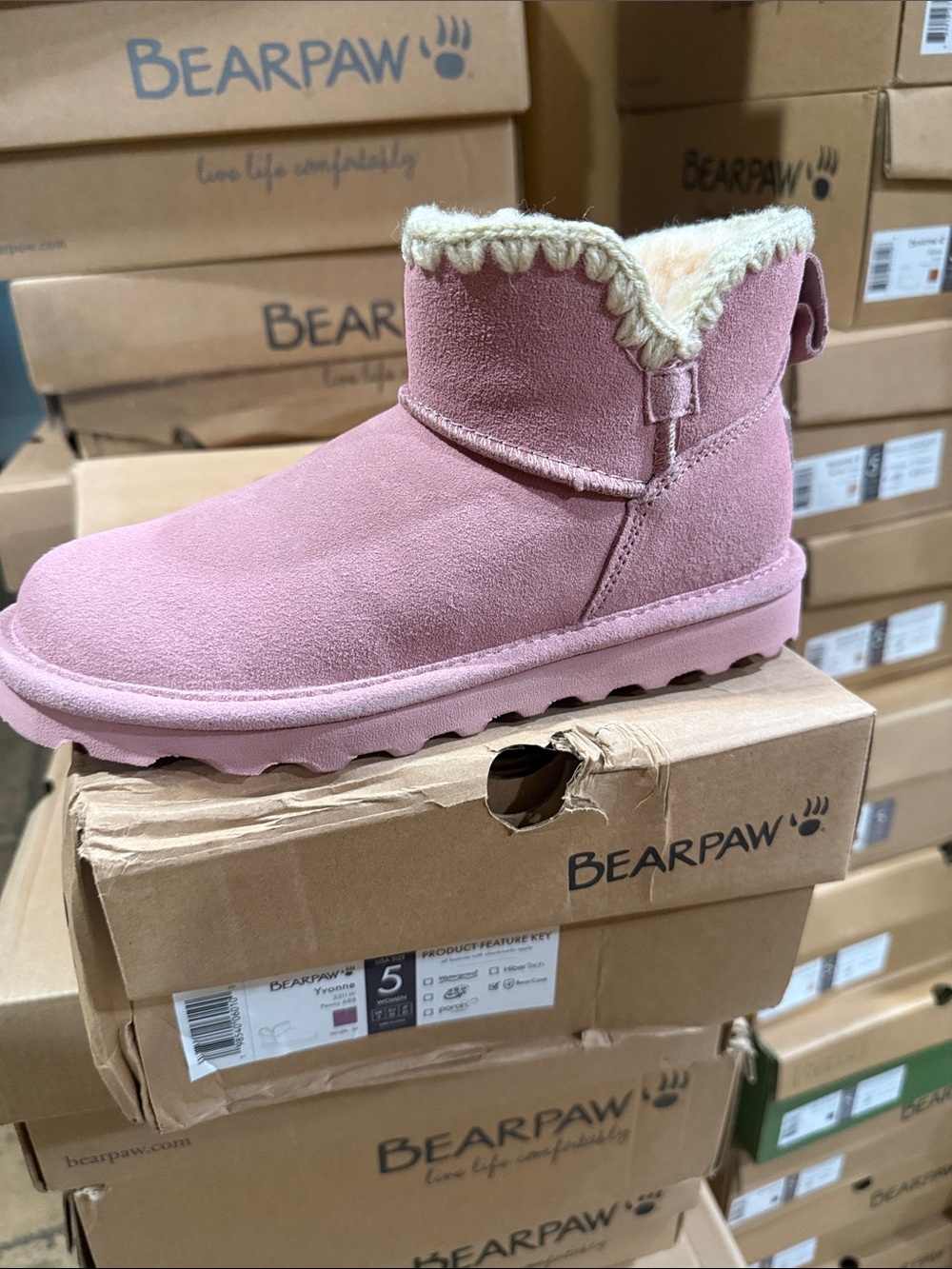 Bearpaw Yvonne Peony boots